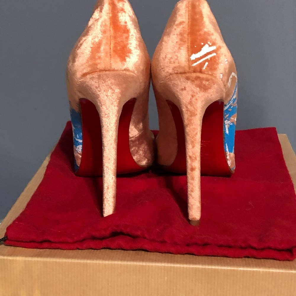 Christian Louboutin Pigalle velvet graffiti pumps - Picture 5 of 6
